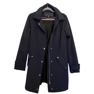 Tommy Hilfiger Anorak Raincoat (like new!), navy